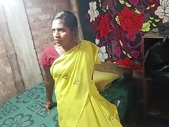 Desi Aunty goes hardcore in a hot beutiful woman fuck-a-thon