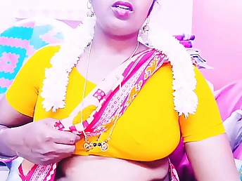 Hot Silk coupled with her step-daughter-in-law share a steamy desi romp