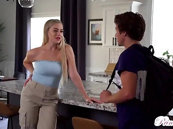 I Nail My sista in law And She Makes Me Jizm Inwards Her Fuckbox