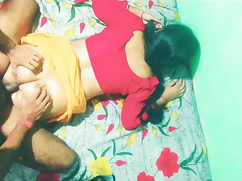 Bhabhi ko ulta kar ke gand ki malish ki or payas bujhai