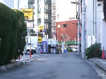 Adorable Chinese COUGAR's Yamagishi is too mild & well-prepped for hardcore activity