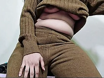 Priya & Arsal, 2 fabulous step-moms, weigh down just about their fantasies & take their Bf for a rail