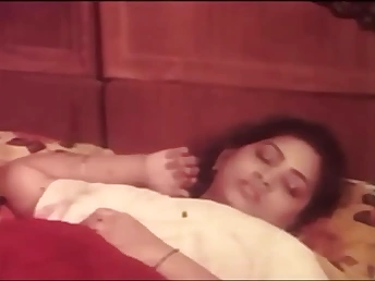 Look forward Desi Mallu Aunty Pummeled getting her real hairy pussy pounded in wettish real video