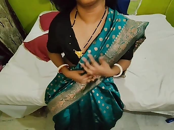 Desi Aunty saves her man from temptation round her tight body and tight pussy