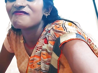 Hot Indian MILF Mera Padosi cheats above her husband with step-sibling in judiciary