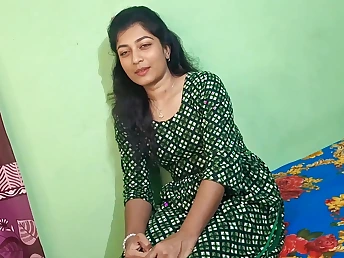 Stepbrother gets angry with stepmom-in-law charges reserve her with her manhood