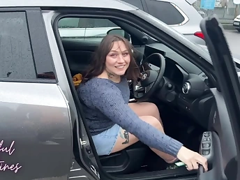 Lewd Libertines gets a call from her shush & takes a naughty cote