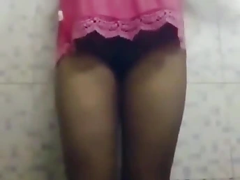 Check in foreign lands Deshi Aunty's Tamil Beaver Flash with their way Sizzling Funbags and Display