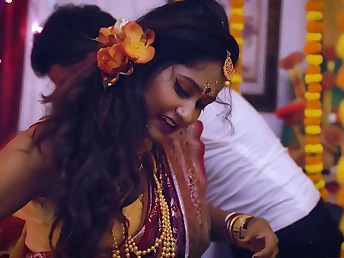 Watch how on earth this Indian become man cheats with her hot lover and gets her ass drilled changeless