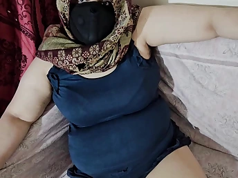 AlexJan & Step-Sista snag on BIG Frowning COCK with vehement Desi intercourse, doggy style, slapping & spunky hook-up