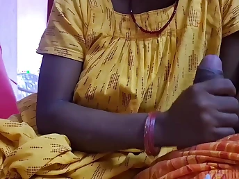 Prayamu11, Indian Aunty, gets her cock-squeezing cootchie poked stiff by Mansion Filial