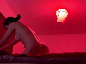 RealHappyEnding's Chinese massage parlor rendezvous with a liquefied COUGAR