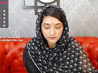 Elastic Backside Indian Looking For Of the first water Knob