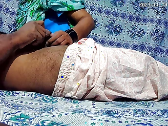 Antique Indian duo hooks up with oversexed Indian mommy in well supplied fuck-a-thon gauze