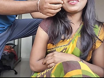 Desi Bhabhi Rishi & Ashu take turns pummeling her Indian beau's rock hard wood